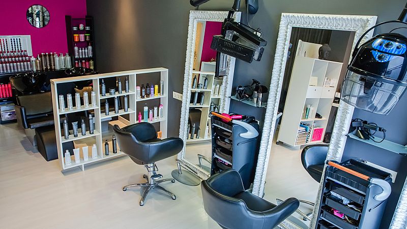 14 horas - Los sectores que se quedan fuera de las ayudas piden un salvavidas