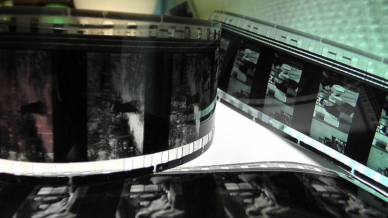 El gallo que no cesa - Con cine y a lo loco: Los orígenes del color en el cine