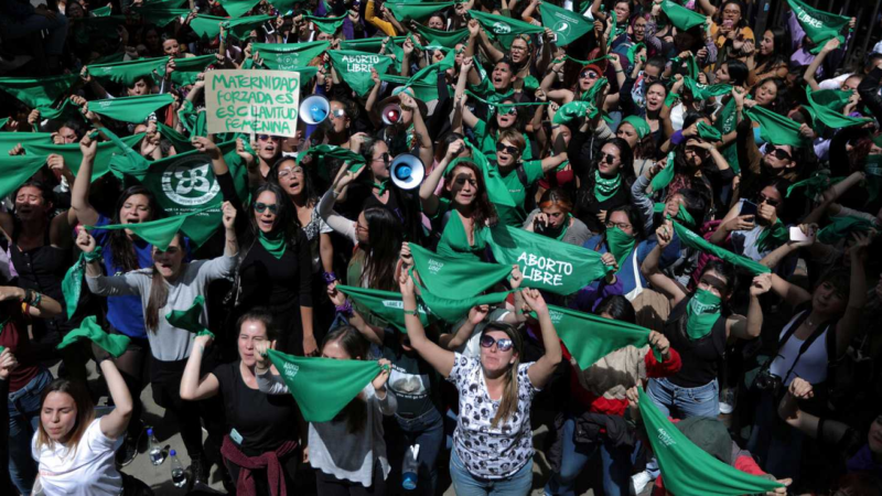 Reportajes 5 continentes - Las dificultades para abortar en Colombia