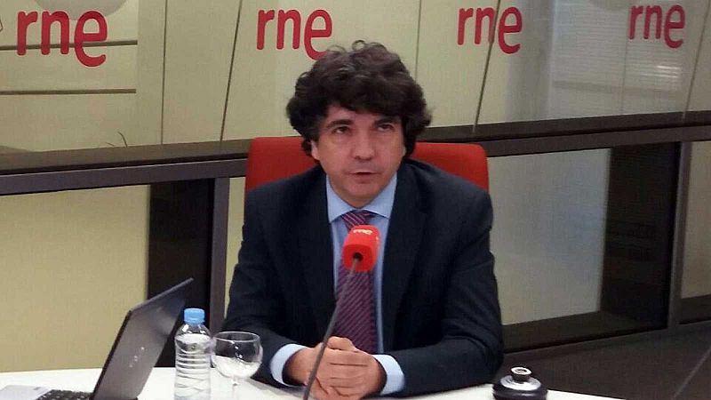 Parlamento - Radio 5 - Mario Garcés (PP) sobre la ley de vivienda: "Esa política socializante y de la función social de la propiedad la hacía ya Franco" - Escuchar ahora