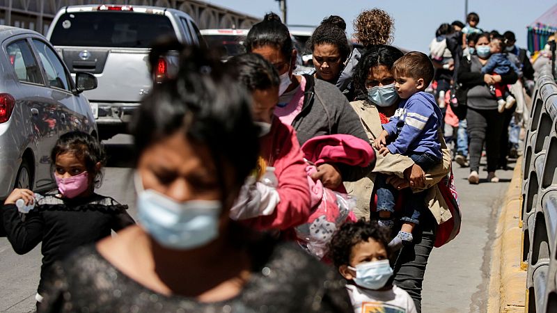 Las mañanas de RNE con Íñigo Alfonso - La desesperación en la frontera de México