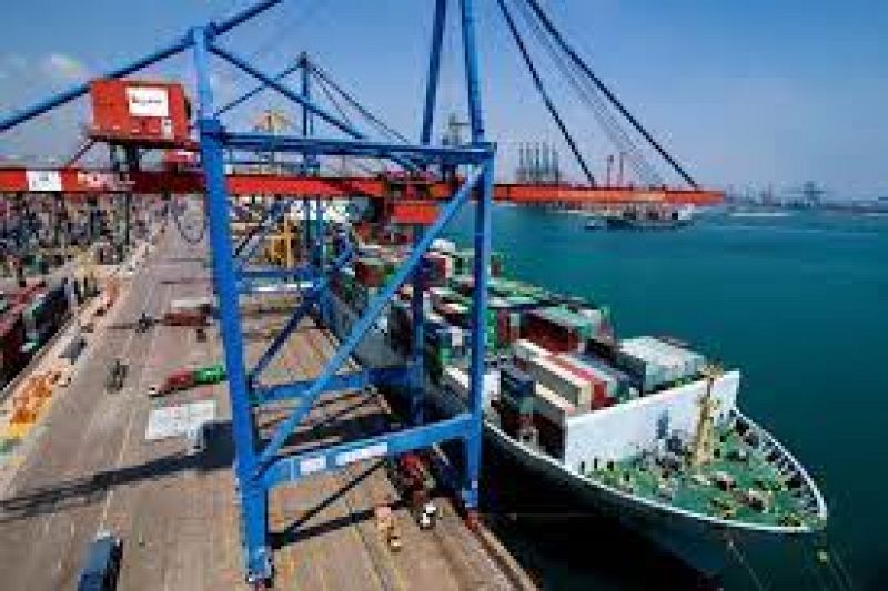 Puerto Valencia se prepara avalancha post Suez - 30/03/21 - Escuchar ahora