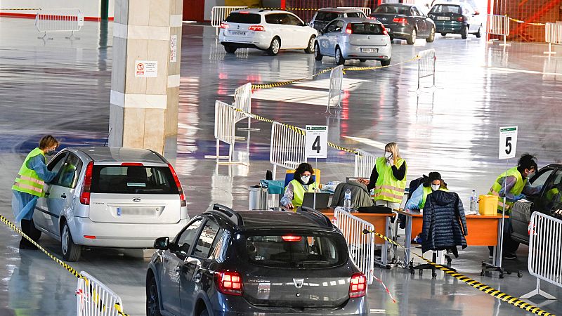 Crónica de Andalucía - La citación para la vacuna nunca llega por Whatsapp - Escuchar ahora