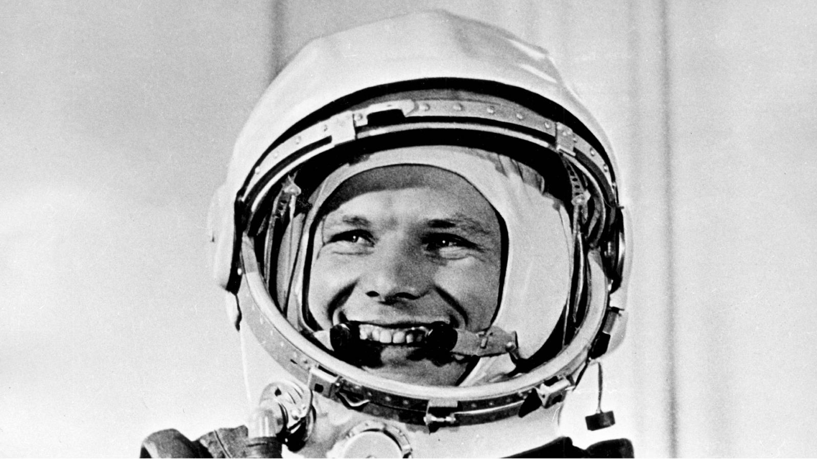 Las mañanas de RNE con Íñigo Alfonso - 60 años de la hazaña de Yuri Gagarin, el primer ser humano que viajó al espacio - Escuchar ahora