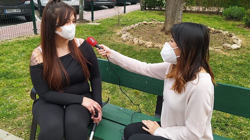 Por tres razones - Irene: "Llevo 11 operaciones por culpa de la endometriosis"