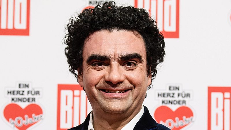 Las mañanas de RNE con Pepa Fernández - 'Amadeus en bicicleta', un homenaje de Rolando Villazón a la vida de Mozart - Escuchar ahora