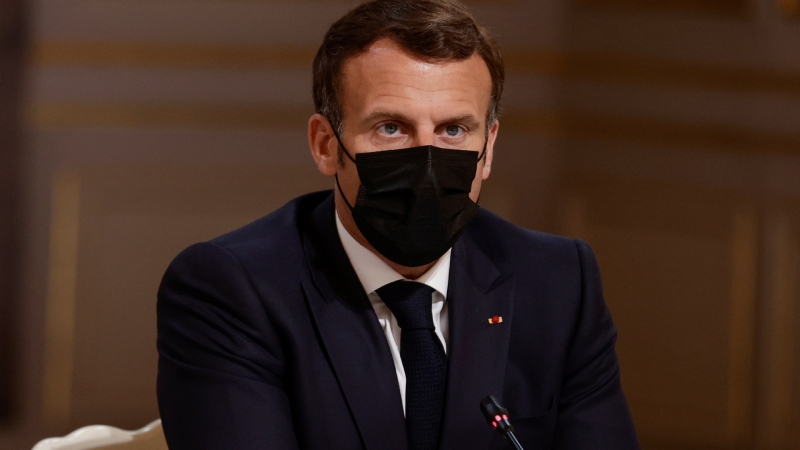 24 horas - Francia comenzará a vacunar el 15 de junio a todos los mayores de edad