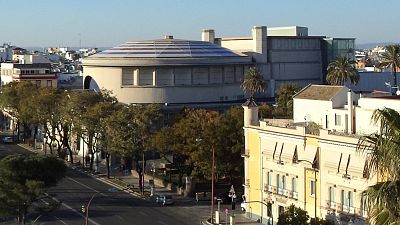Espa�a a las 8 Fin de Semana - El Teatro de la Maestranza cumple 30 a�os - Escuchar ahora