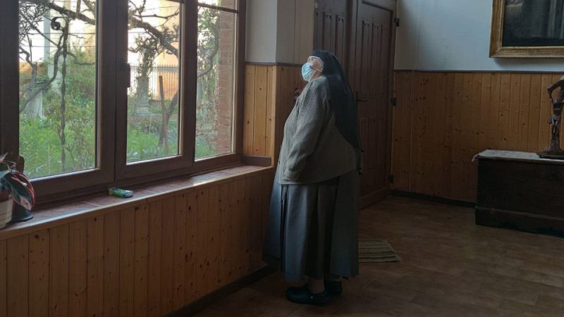Artesfera - ¿Cómo viven las monjas de clausura? Visitamos el convento de las Brígidas de Paredes de Nava, en Palencia - 07/05/21 - escuchar ahora
