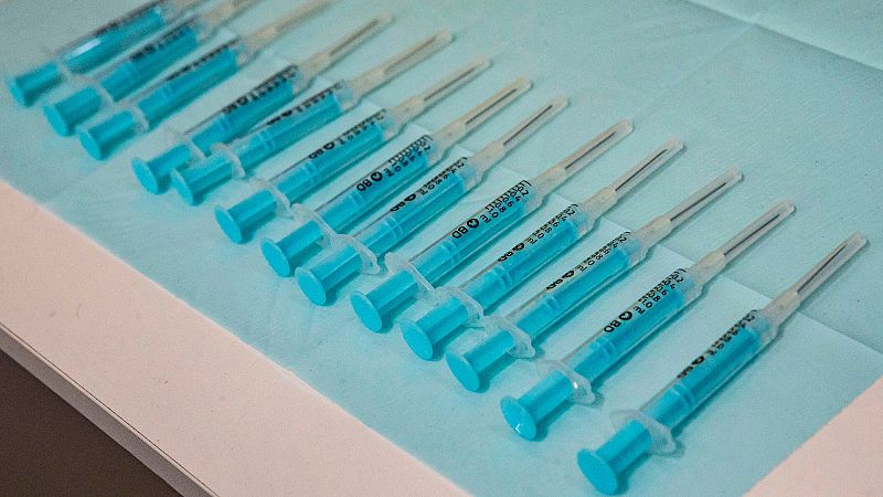 Las mañanas de RNE con Íñigo Alfonso - EE.UU. autoriza la vacuna de Pfizer en menores de 12 a 15 años