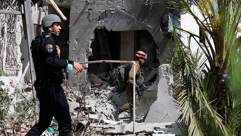 14 horas - Mueren dos israelíes por disparo de cohetes palestinos