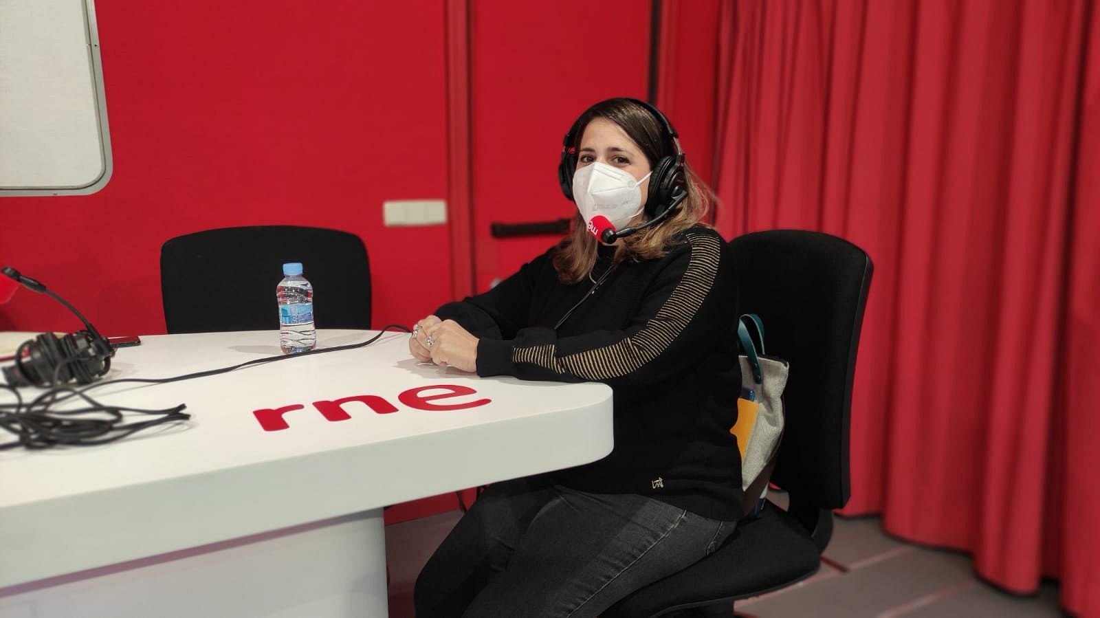 Las mañanas de RNE con Íñigo Alfonso - Los comerciantes de Toledo confían en recuperar la normalidad tras el fin del estado de alarma: "Las ayudas han sido pequeñas y han llegado muy tarde" - Escuchar ahora