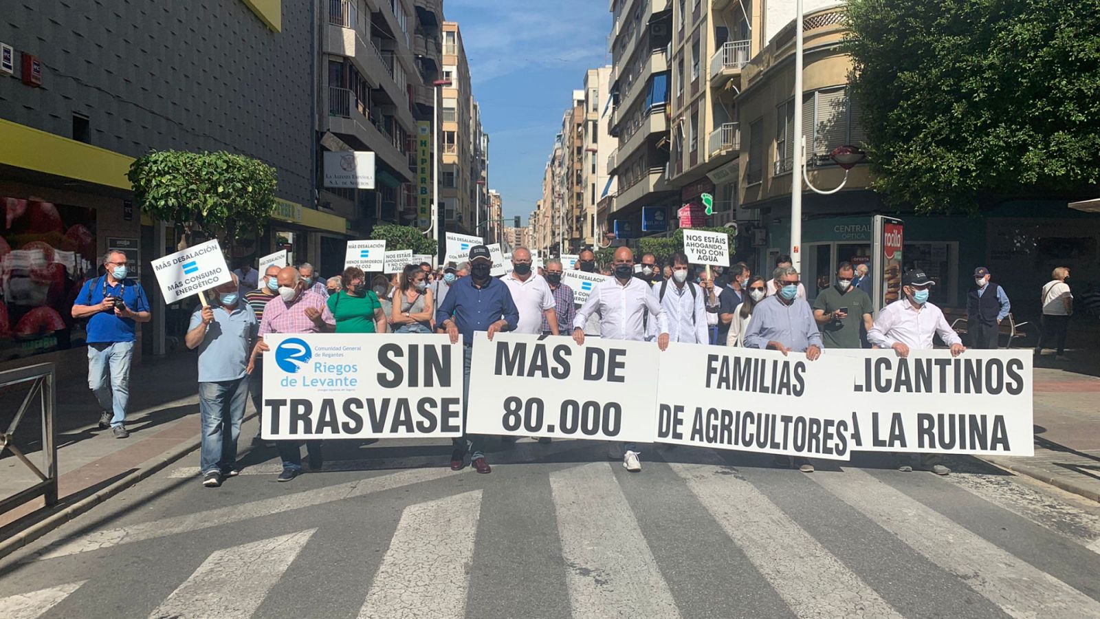 14 horas Fin de Semana - El trasvase Tajo-Segura enfrenta a municipios del levante y ribereños - Escuchar ahora