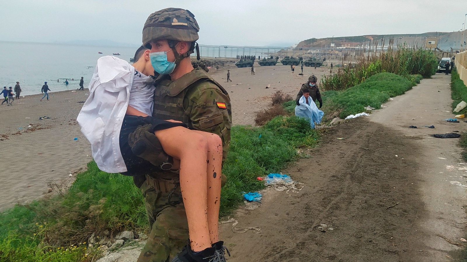 Las mañanas de RNE con Íñigo Alfonso - Qué pasa con los menores que han llegado a Ceuta - Escuchar ahora