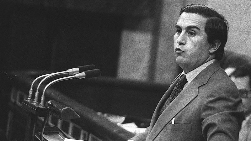 Jesús Sancho Rof, Ministro de Sanidad, comparece tras la intoxicación masiva por aceite de colza | Escuchar