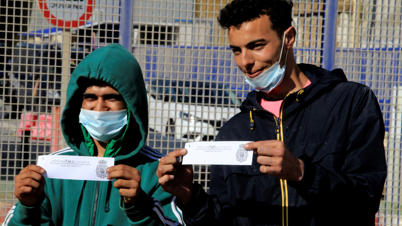 24 horas - Carlos Rontomé, vicepresidente de Ceuta: "Seguimos sin normalidad tras un mes" - Escuchar ahora