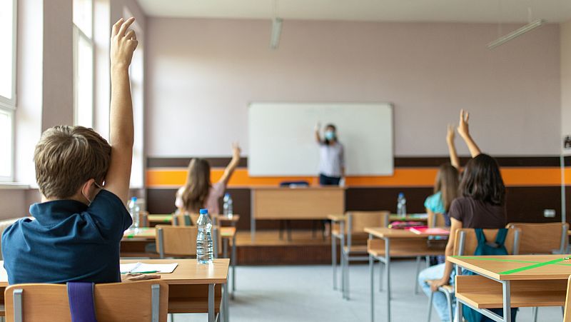 España a las 8 Fin de Semana - Varios colegios de Madrid ponen en marcha un programa de educación socioemocional - Escuchar ahora