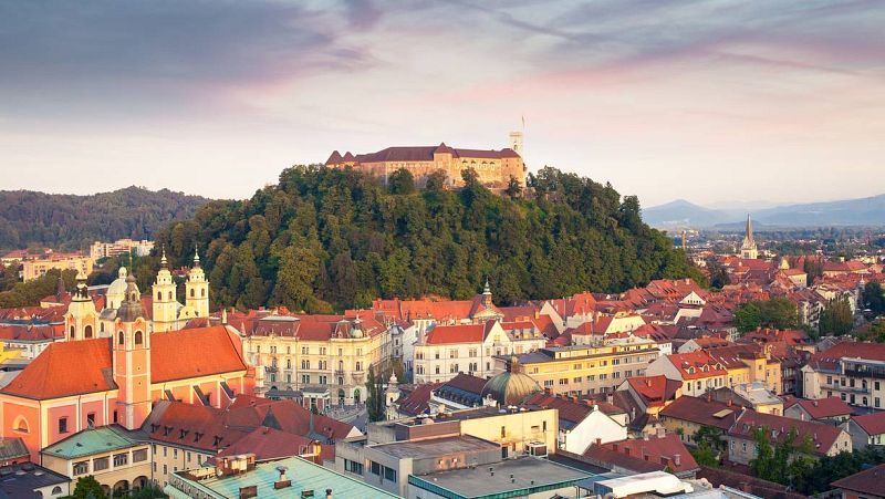 Las mañanas de RNE con Íñigo Alfonso - 30 años de la declaración de independencia de Eslovenia: "La guerra se podía haber evitado"
