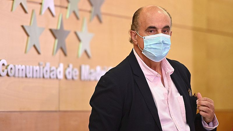 14 horas - La falta de medidas de seguridad, posible causa del brote que deja a cerca de 2.000 estudiantes madrileños en cuarentena: "Es el brote más grande que hemos tenido desde el inicio de la pandemia" - Escuchar ahora