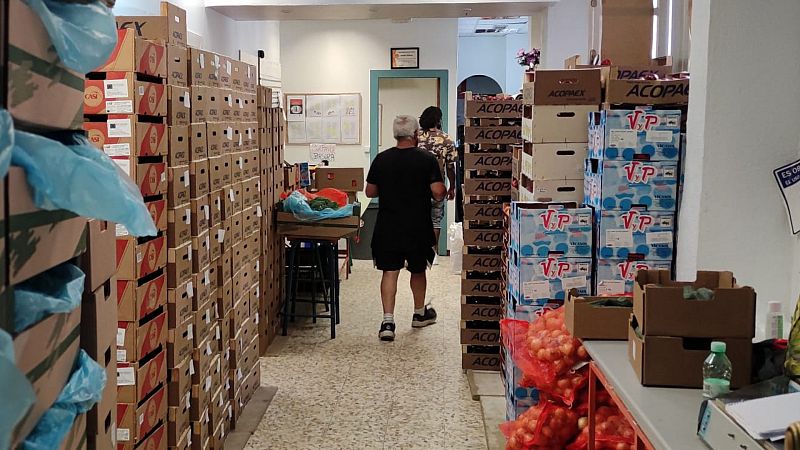 España a las 8 Fin de Semana - El verano mengua las reservas de alimentos para las 'colas del hambre': "No tenemos claro que podamos llegar con los alimentos no perecederos"