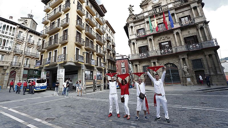 Las mañanas de RNE con Íñigo Alfonso - Enrique Maya, alcalde: "Estamos mal. No es el momento para venir a Pamplona" - Escuchar ahora
