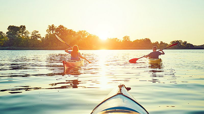 Más cerca - Una vuelta en kayak a Baleares para apadrinar la ciencia - Escuchar ahora