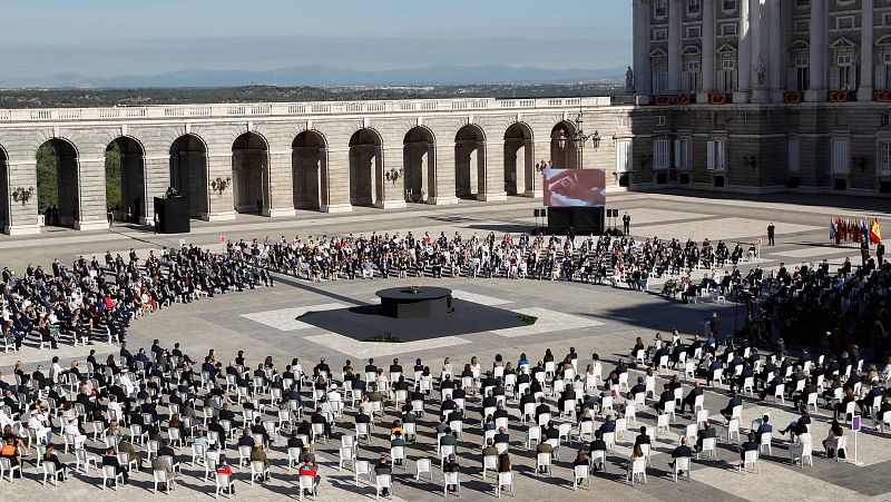 Los testimonios de sanitarios y familiares de las víctimas - Más cerca | Escuchar