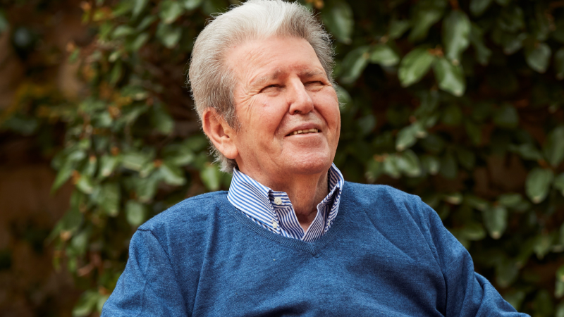 24 horas - El Cuarto de Atrás - Jorge Herralde, fundador de Anagrama: "Mi vida no daría para escribir una novela" - Escuchar ahora