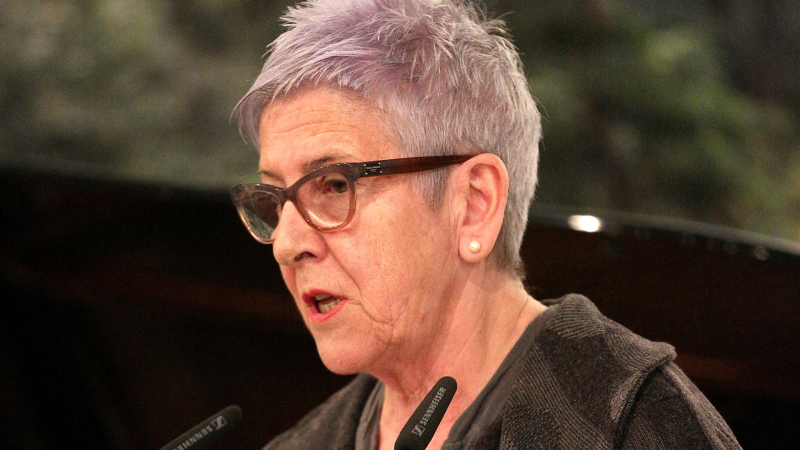 24 horas - El Cuarto De Atrás - Maixabel Lasa: "La palabra es una de las armas más importantes que tenemos"