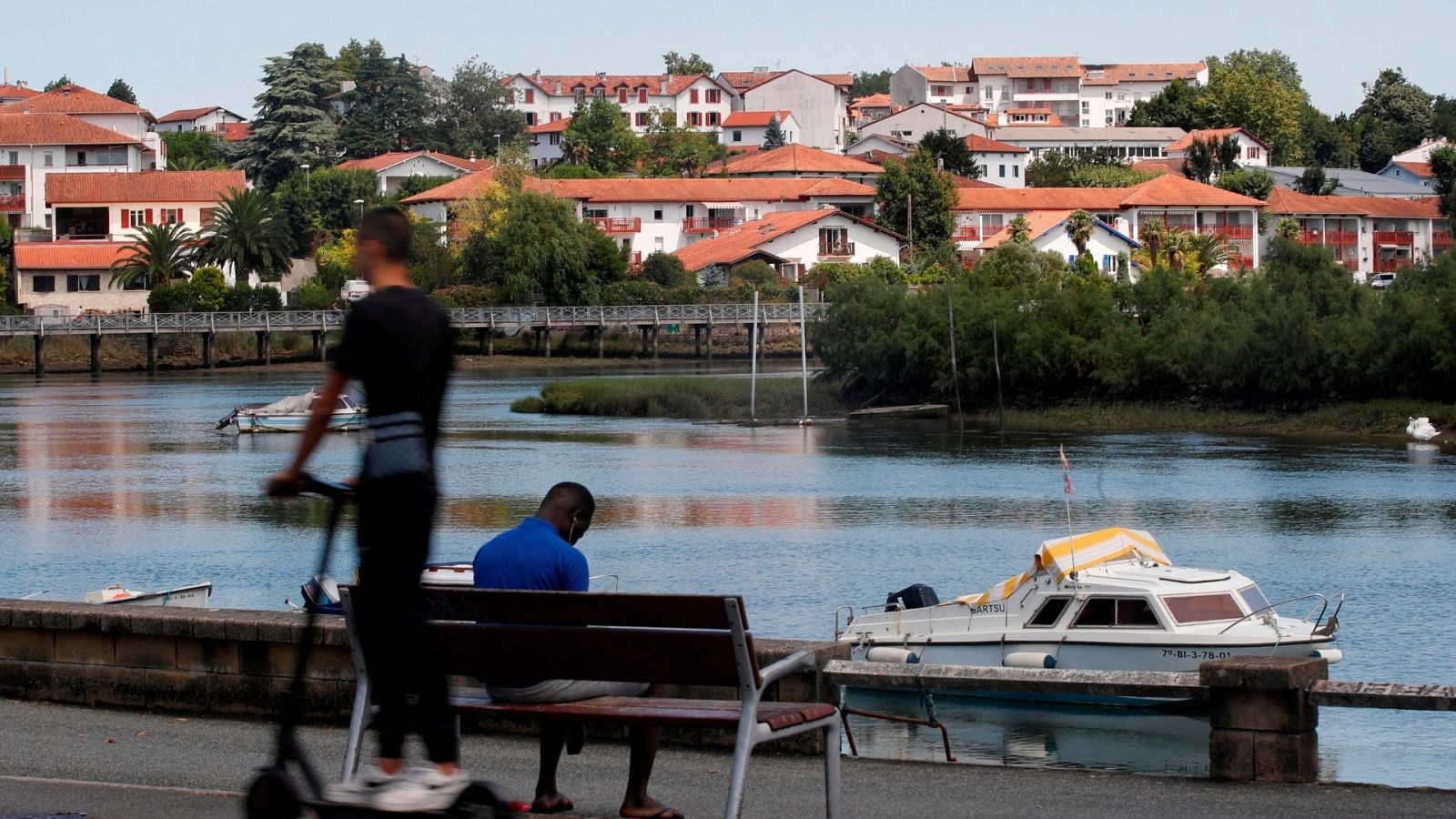 14 horas - Más de 4000 personas migrantes han cruzado a Francia por Irún este año - Escuchar ahora