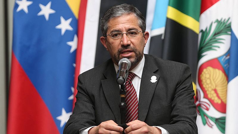 Cinco continentes - La política exterior de Lasso en Ecuador