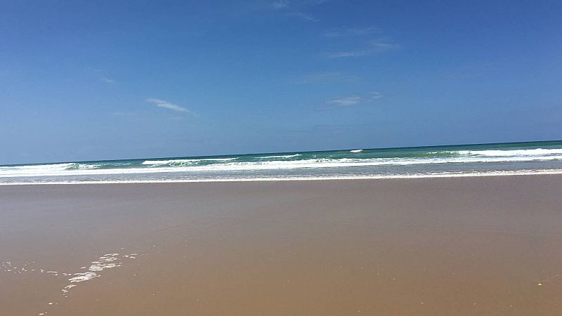 Tres en la carretera - Poesía al calor de todos los veranos - 14/08/21 - escuchar ahora