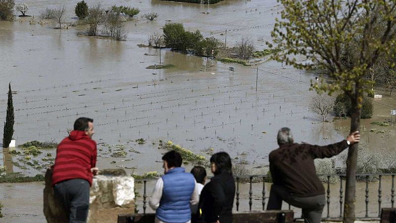 Más cerca - Castellón, contra los elementos - Escuchar ahora