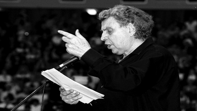 En clave de 5 - Mikis Theodorakis