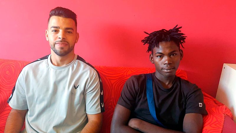 Las mañanas de RNE con Íñigo Alfonso - Miles de menores y jóvenes en vilo por el bloqueo de la Ley de Extranjería