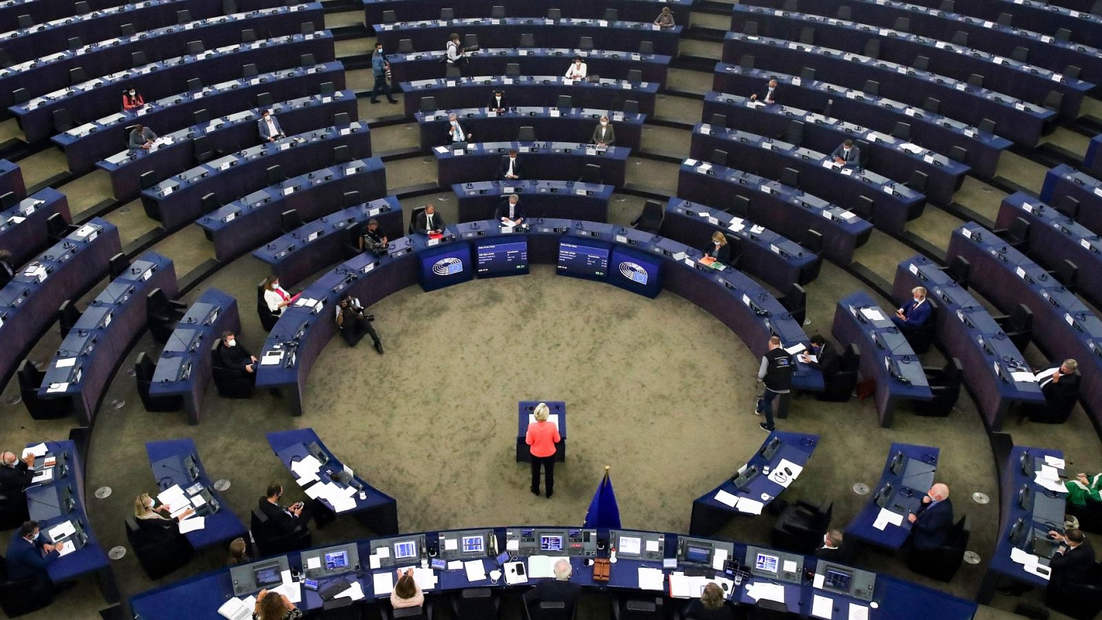 Cinco Continentes - Afganistán hace reflexionar a la Unión Europea - Escuchar ahora