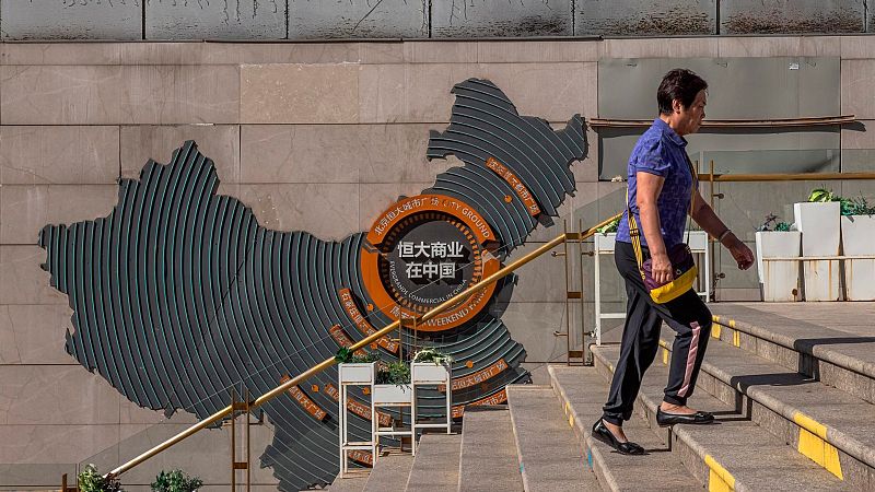 Las mañanas de RNE con Íñigo Alfonso - Juan Vázquez Rojo: Evergrande es el símbolo del fin del modelo de crecimiento chino