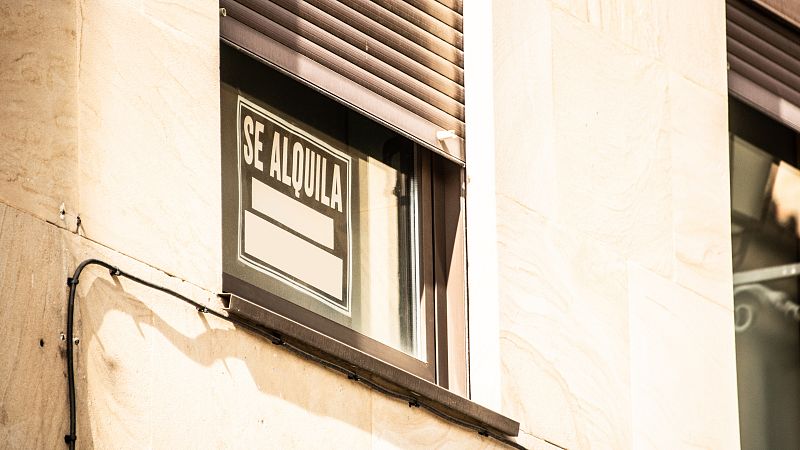 14 horas - Las claves del acuerdo: topes a los grandes propietarios y más IBI a pisos vacíos