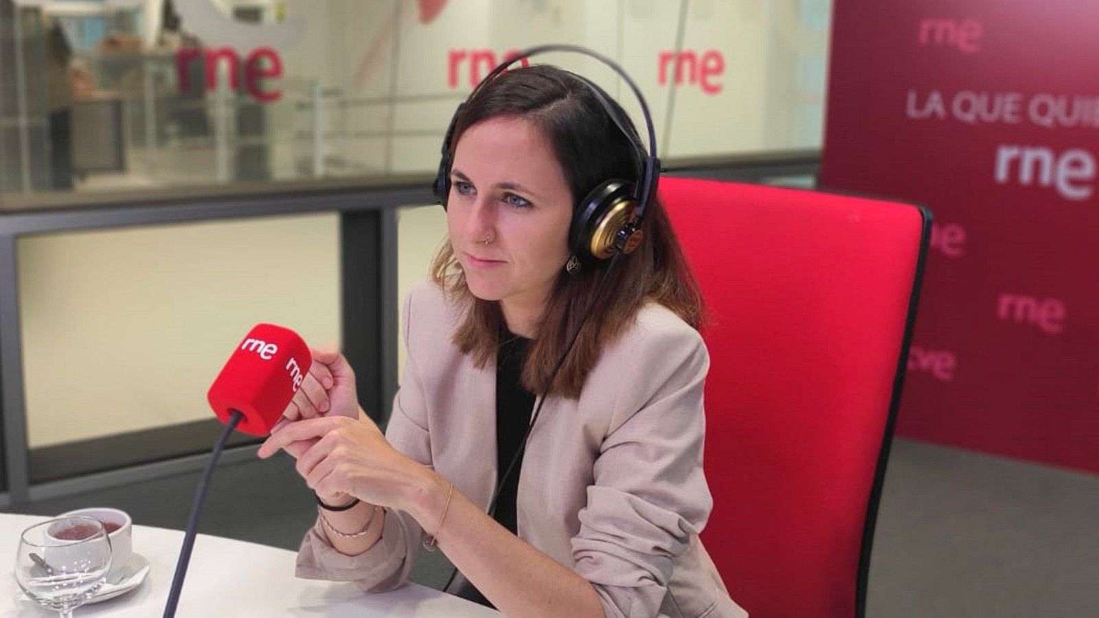 Las mañanas de RNE con Íñigo Alfonso - Belarra sobre la postura del PP ante la ley de vivienda: "Tendrá que explicar por qué en Valencia los alquileres bajan y en Madrid no" - Escuchar ahora