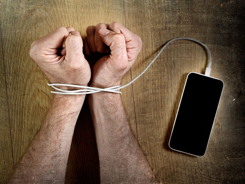 ¿Somos adictos a las redes sociales? - 06/10/21 - Escuchar ahora