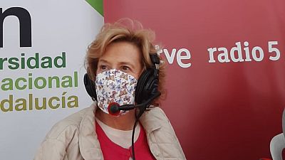 Especial Radio 5 Feria del Libro Sevilla - Julia Navarro y los porqu�s del desencuentro entre Oriente y Occidente: "Nadie nace matando indiscriminadamente" - Escuchar ahora