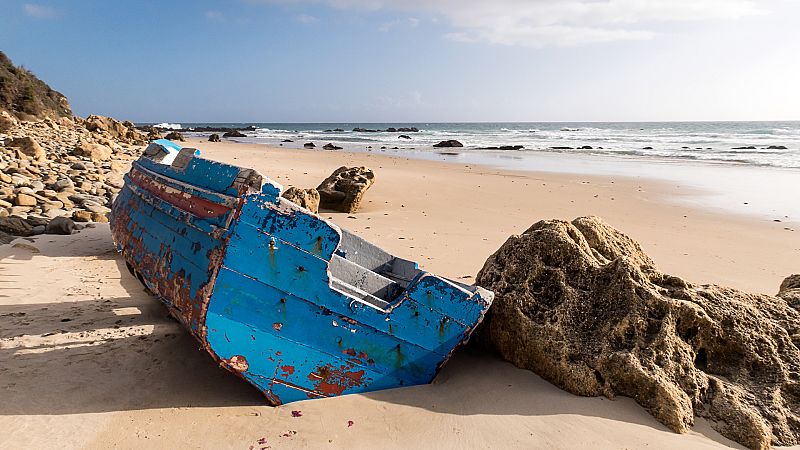 Crónica de Andalucía - Las tumbas a las que nadie lleva flores - Escuchar ahora