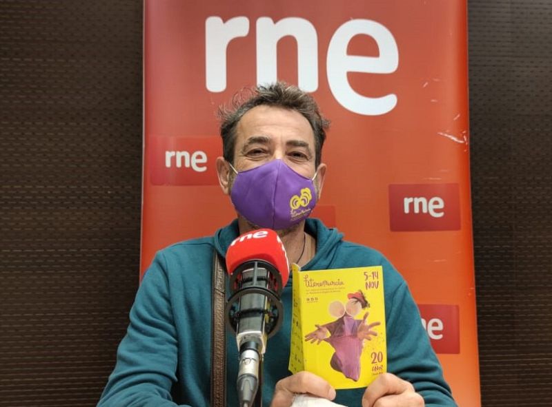 RNE Murcia. Entrevista con Ángel Salcedo, director de Títeremurcia