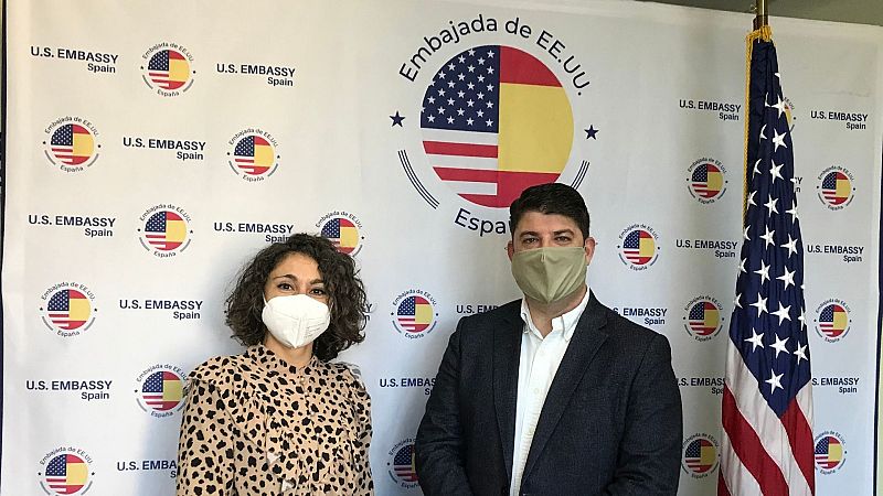 Más cerca - Vacunación y prueba de covid negativa para entrar en EE.UU.