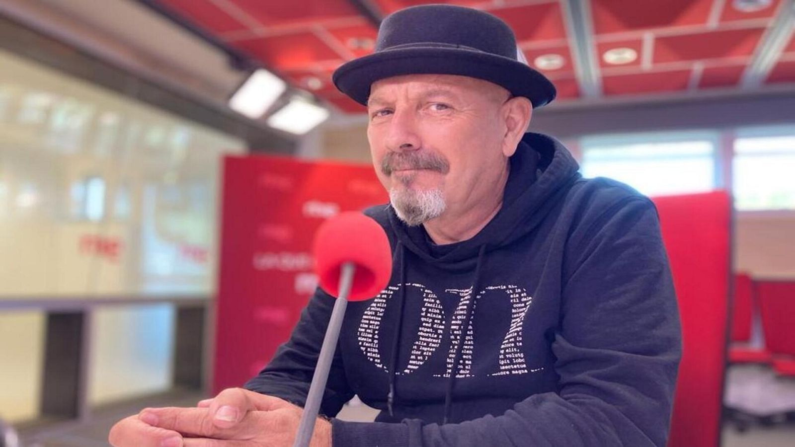 De pe a pa - Lo próximo de Javier Ruibal - RTVE.es | Escuchar