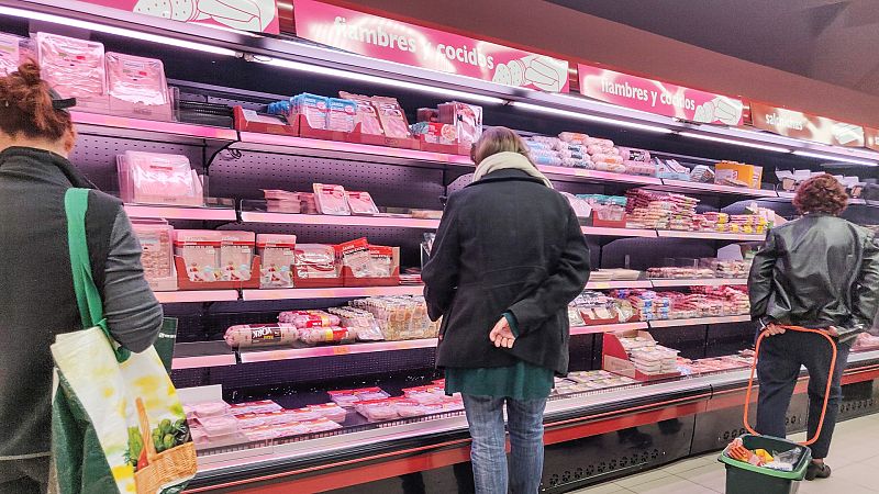 14 horas - Los alimentos y las gasolinas disparan el IPC de noviembre hasta el 5.6% - Escuchar ahora