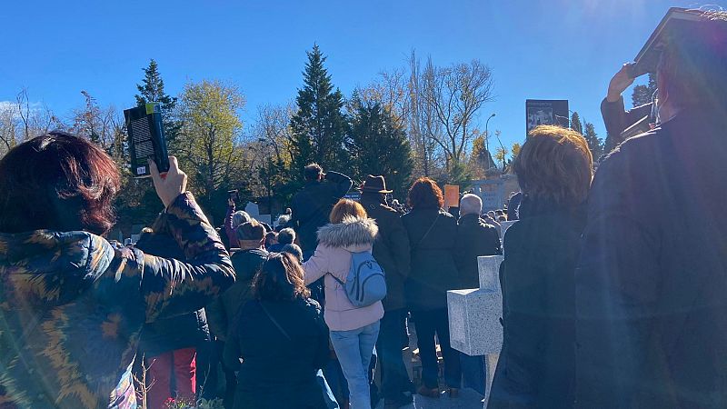 Más cerca - Libros en alto para despedir a Almudena Grandes - Escuchar ahora
