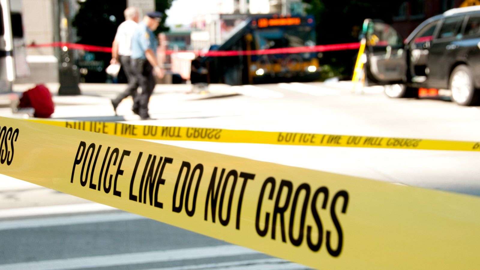 Las mañanas de RNE con Íñigo Alfonso - Un joven de 15 años mata a 3 compañeros en un instituto de EEUU - Escuchar ahora