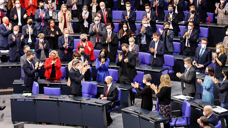 14 horas - Olaf Scholz, elegido nuevo canciller de Alemania - Escuchar ahora