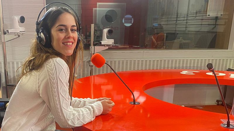 Hoy empieza todo con Marta Echeverría - Patricia Guerrero, AIEnRUTa, Moretti y McNamara - 13/12/21 - escuchar ahora